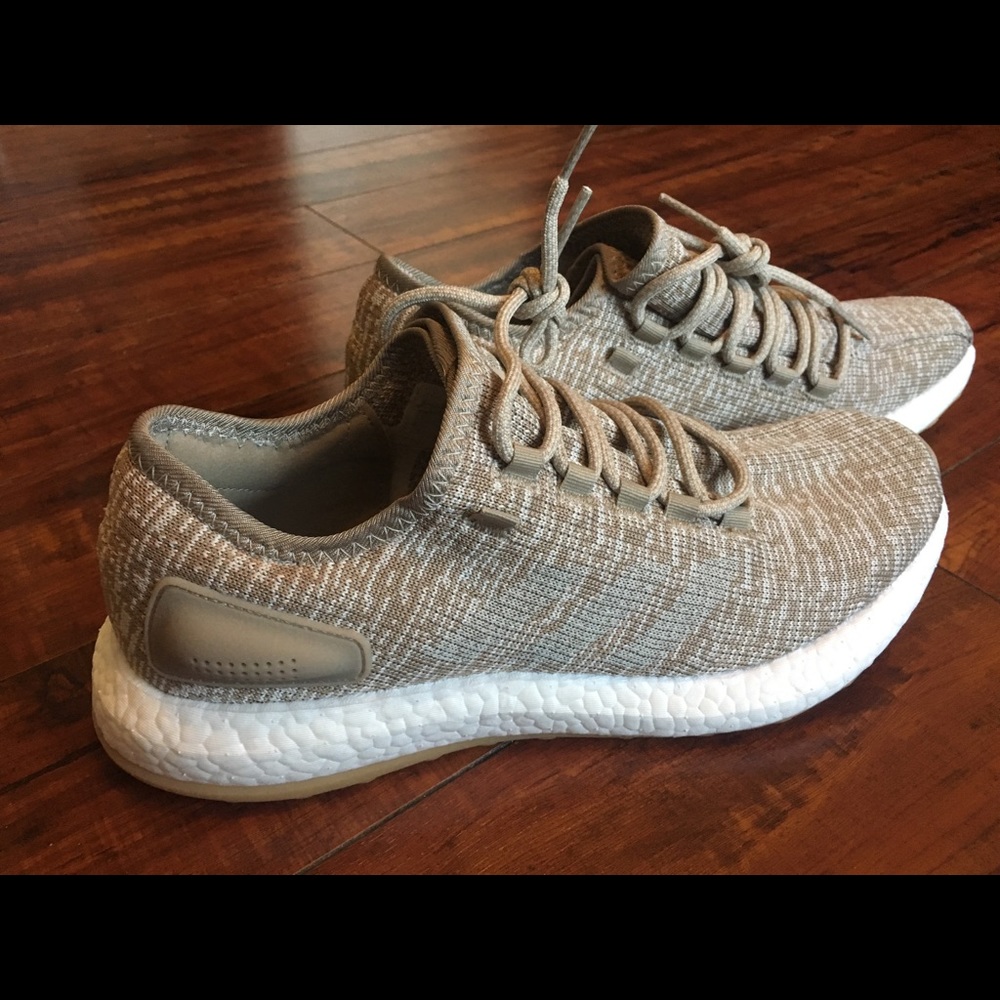Adidas PureBoost Men’s running shoes Size 9.5